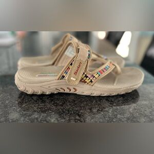 Skechers Reggae Mad Swag Tan Sandals Womens Size 10